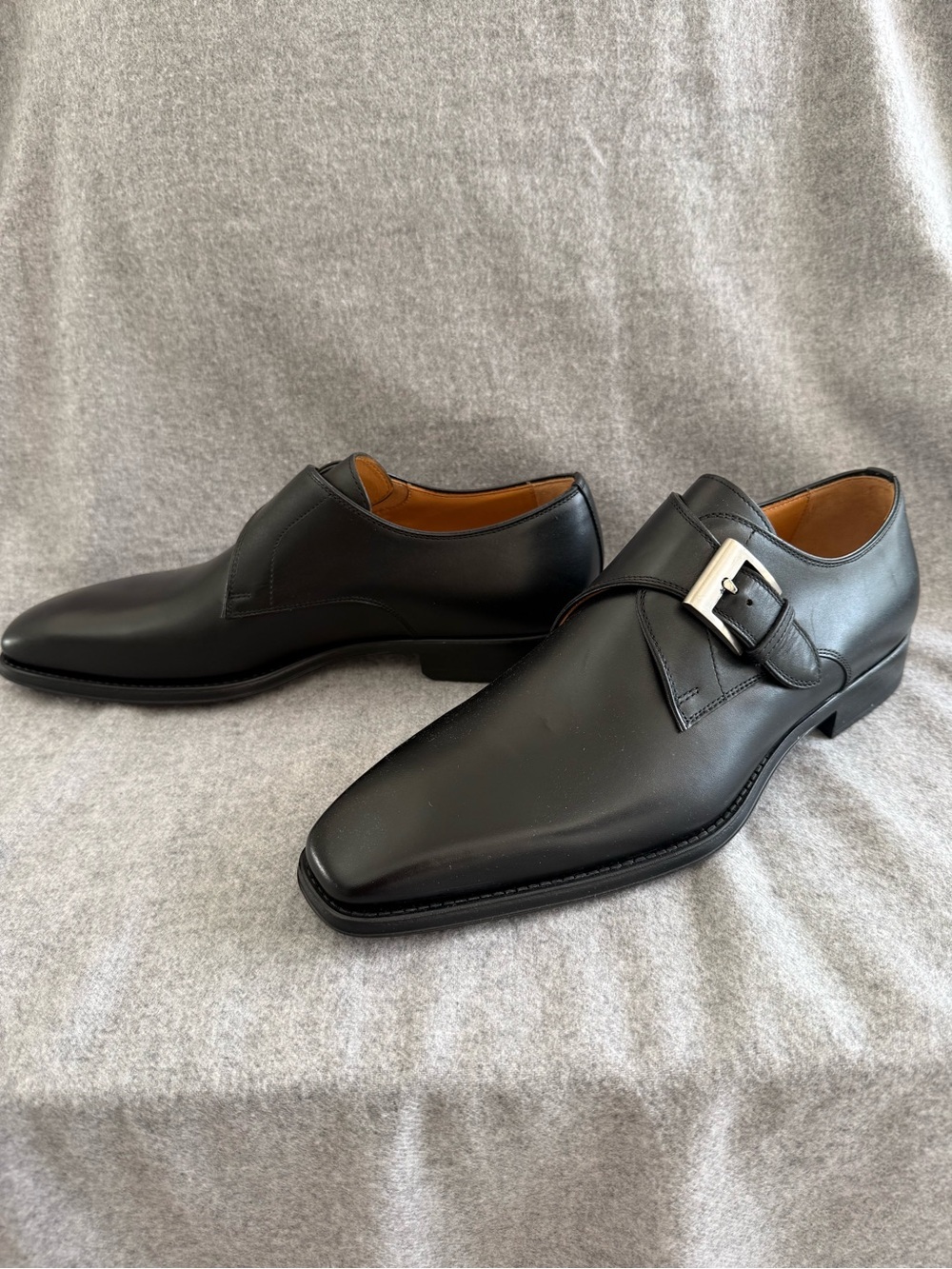 NWT Magnanni dress shoes